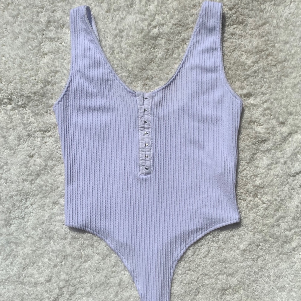 ☁️White Ribbed Bodysuit☁️